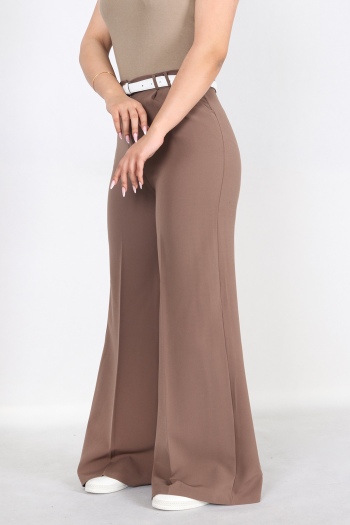 شلوار پارچه ای فول بگ کمر ساده 3992